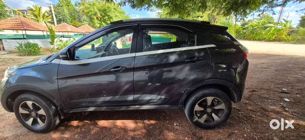 Tata Nexon Petrol Manual 2018