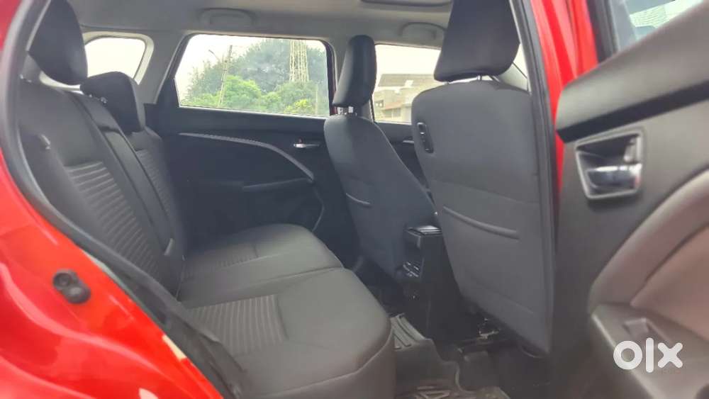 Maruti Suzuki Vitara Brezza 1.5 Zxi Plus At Dual Tone, 2022, Petrol