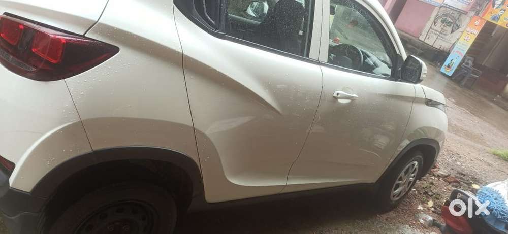 Mahindra Kuv 100 2016 Petrol Well Maintained