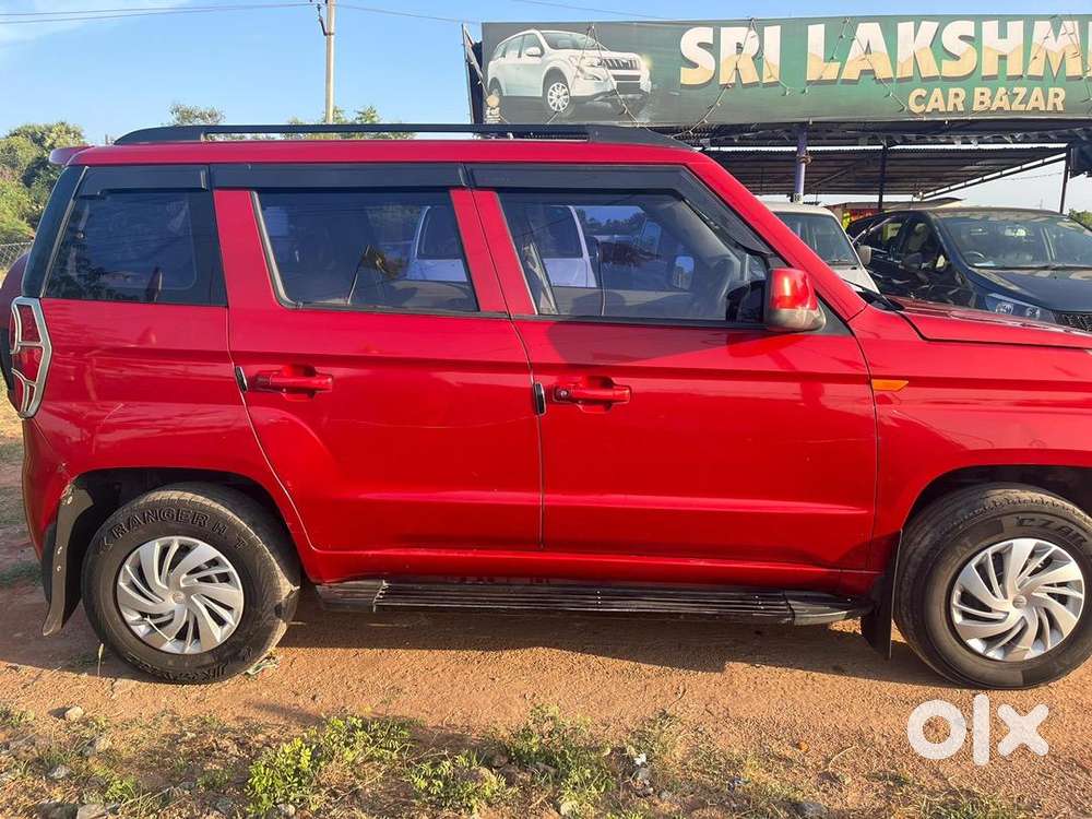 Mahindra Tuv 300 2015 Diesel Well Maintained