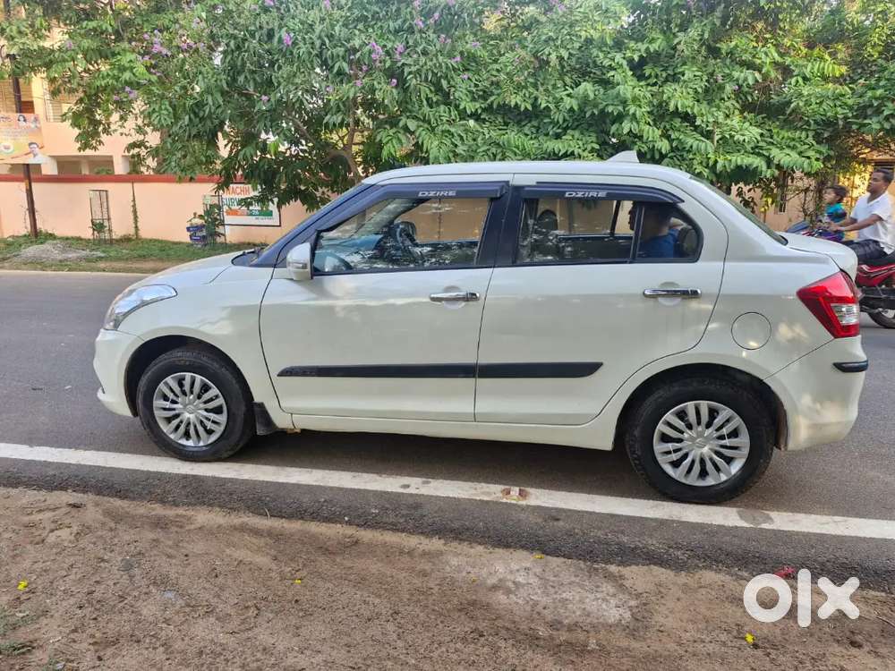 Maruti Suzuki Dzire 2017 Diesel Well Maintained