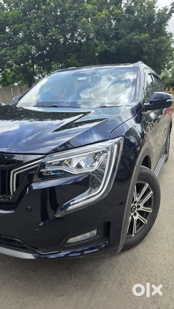 Mahindra Xuv700 Ax7 Petrol | Midnight Black | Excellent Condition
