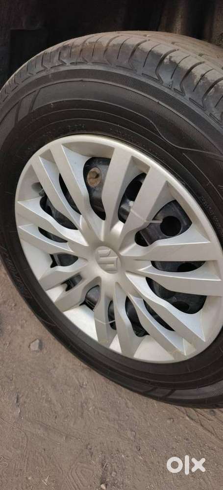 Maruti Suzuki Swift Dzire Vxi Optional, 2017, Petrol