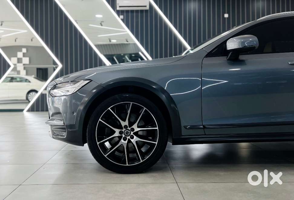 Volvo V 90 Cross Country D5, 2018