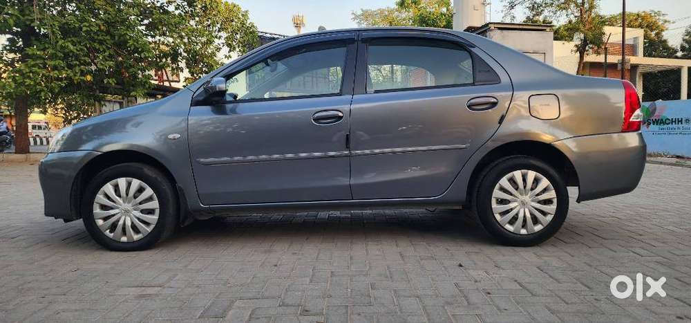 Toyota Etios G Exclusive, 2013, Petrol