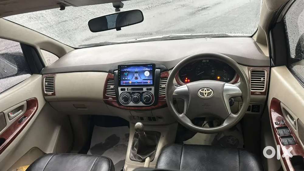 Toyota Innova 2.5 G 2014