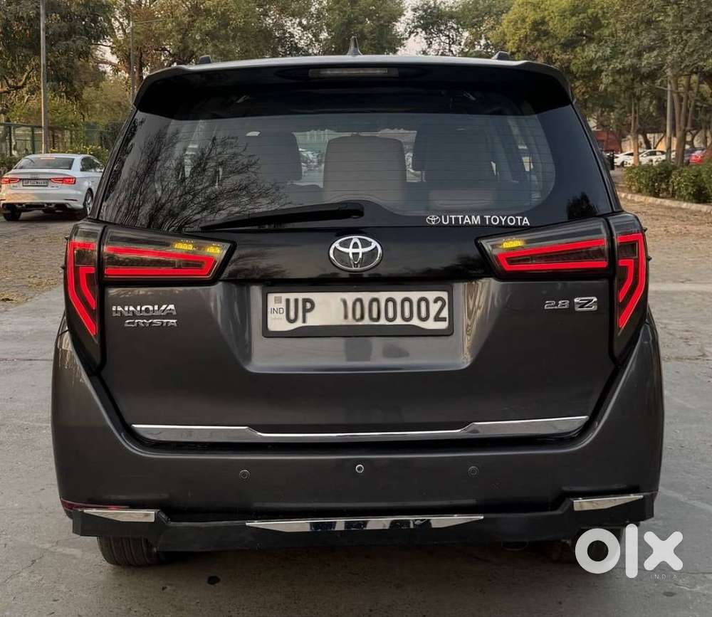 Toyota Innova Crysta 2.8 Zx At 7 Seater, 2016, Diesel