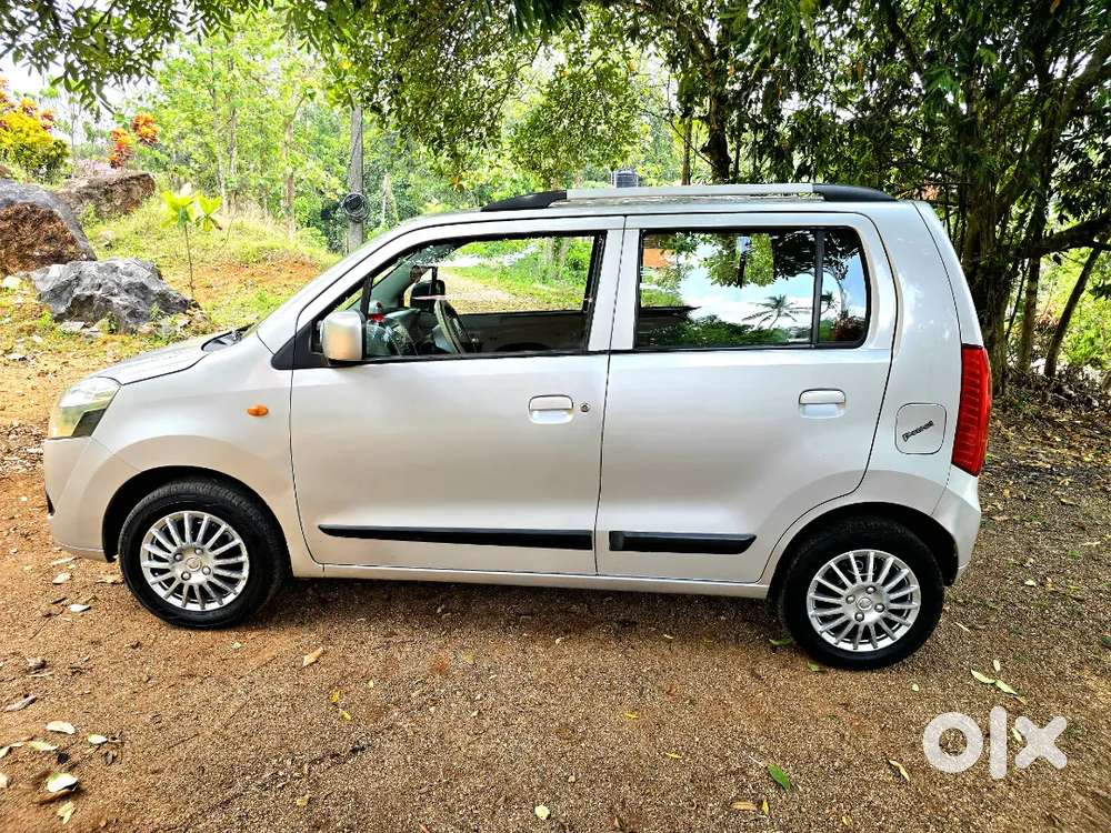 Wagon R Vxi 2010 
Paper Upto 2031
Company Service