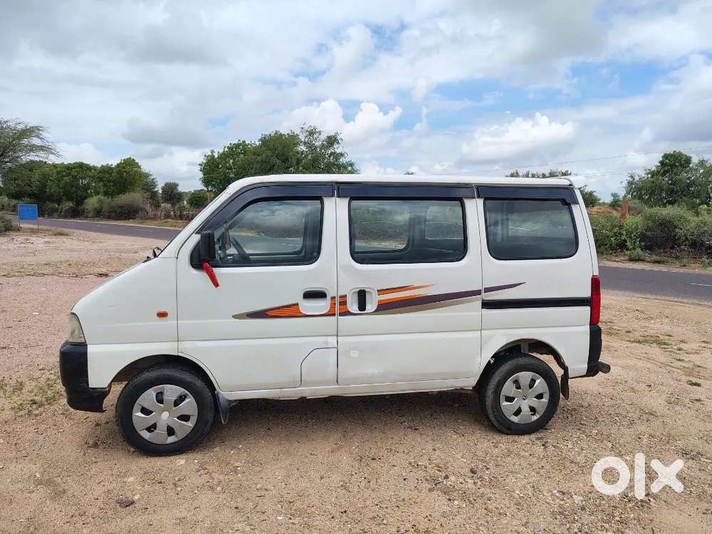 Maruti Suzuki Eeco 2016