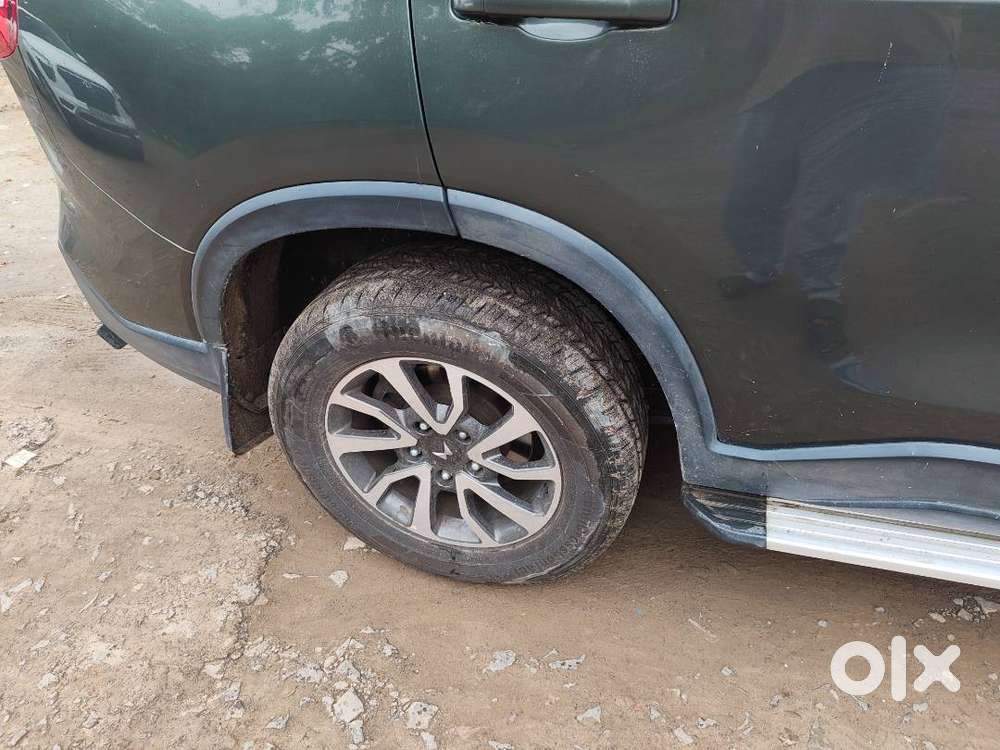 2.50 Lacs Spent On Accessories Like Alloywheels, Reverse & Dash Camera
