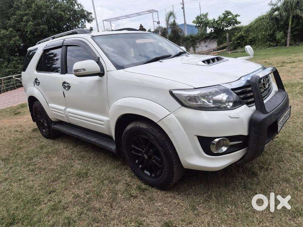 Toyota Fortuner 3.0 4x4 Manual, 2015, Diesel