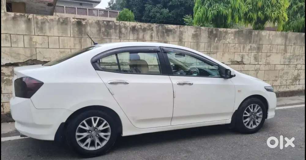 Honda City 2010 Petrol Well Maintained