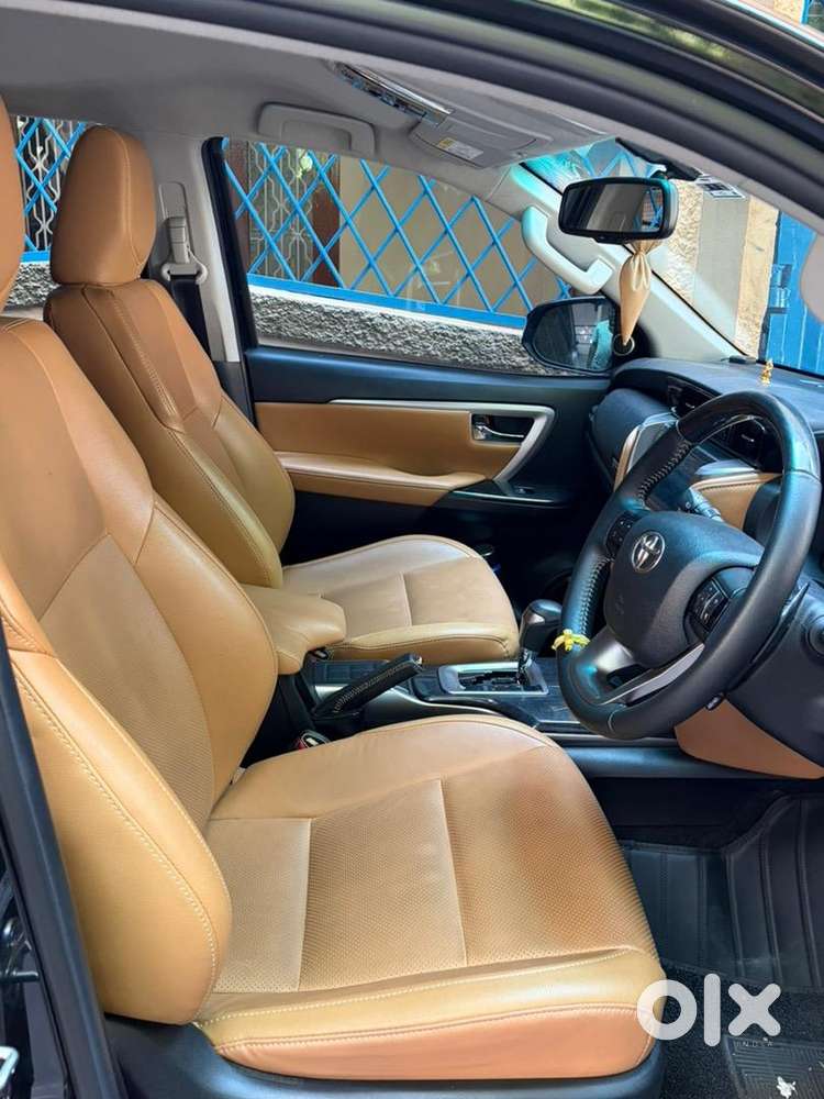 Toyota Fortuner 2023 Diesel 11000 Km Driven