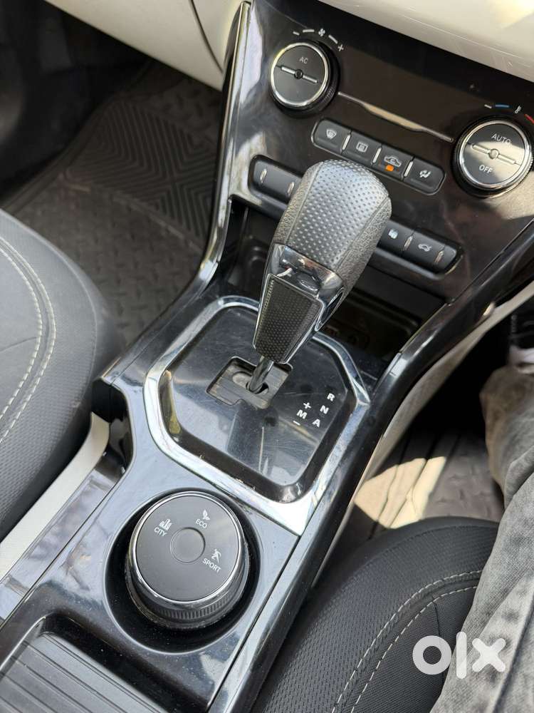 Tata Nexon 1.2 Revotron Xza Plus (o) Amt, 2022, Diesel