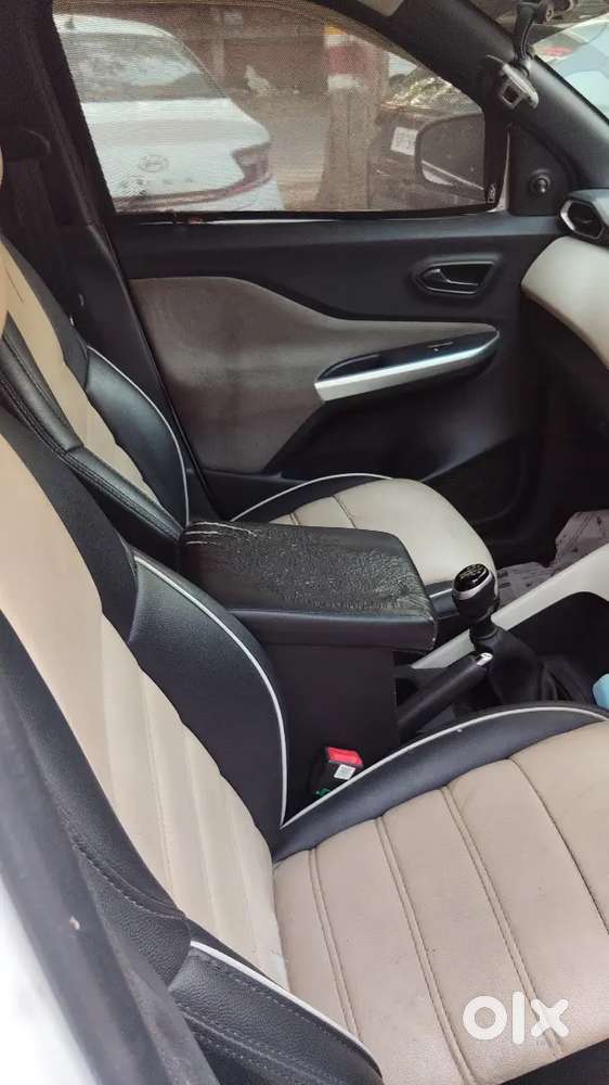 Nissan Magnite White 2021 Xe