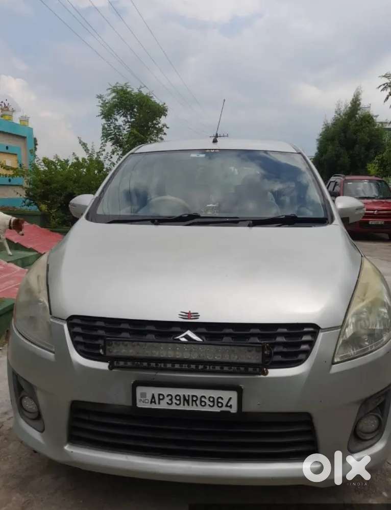Maruti Suzuki Ertiga 2013 Diesel 165555 Km Driven