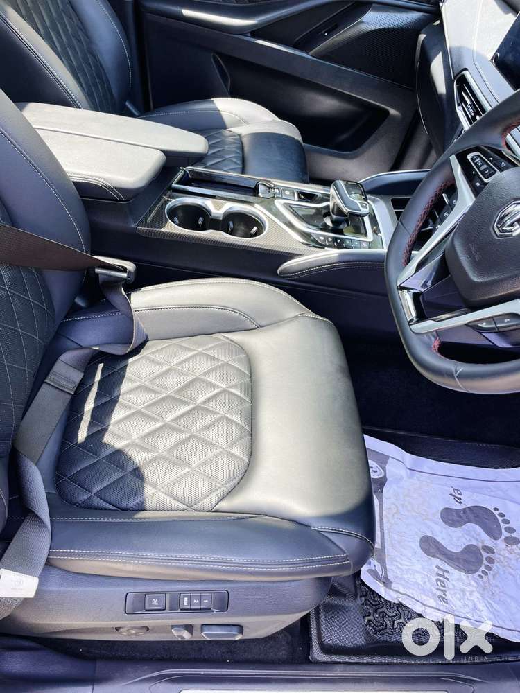 Mg Gloster Blackstorm 7 Str 2.0 Twin Turbo 4wd, 2023, Diesel