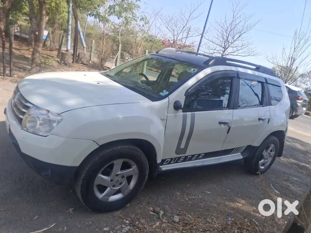 Renault Duster 2014 Modal