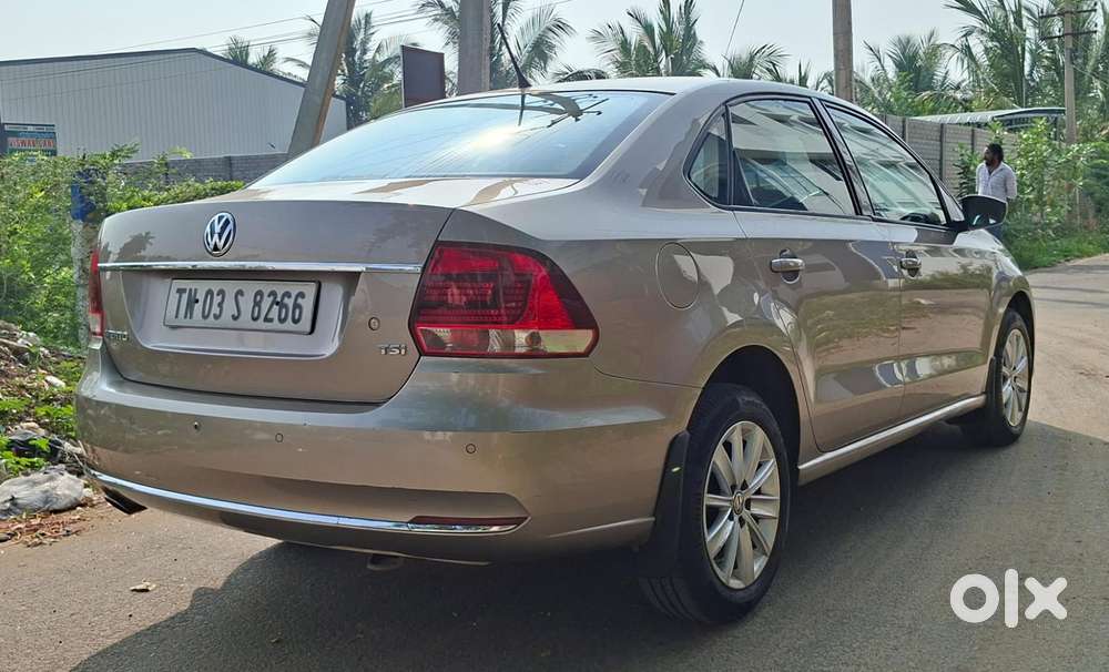 Volkswagen Vento Petrol Highline At, 2016, Petrol