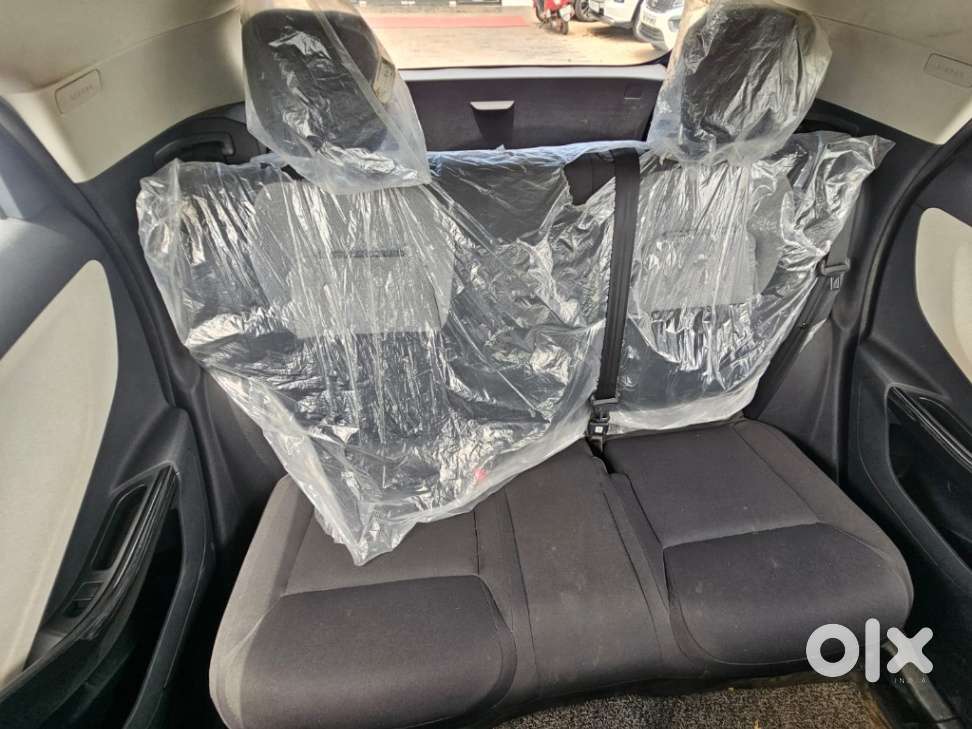 Tata Nexon Pure Plus (s) Petrol Amt, 2025, Petrol