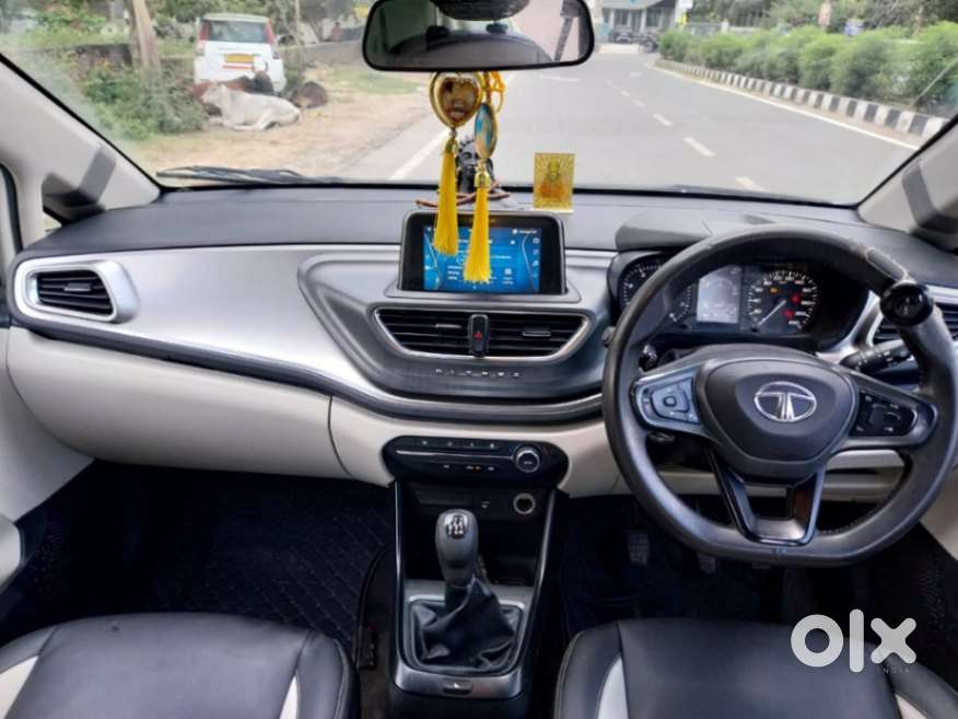 Tata Altroz 1.2 Xt, 2021, Petrol