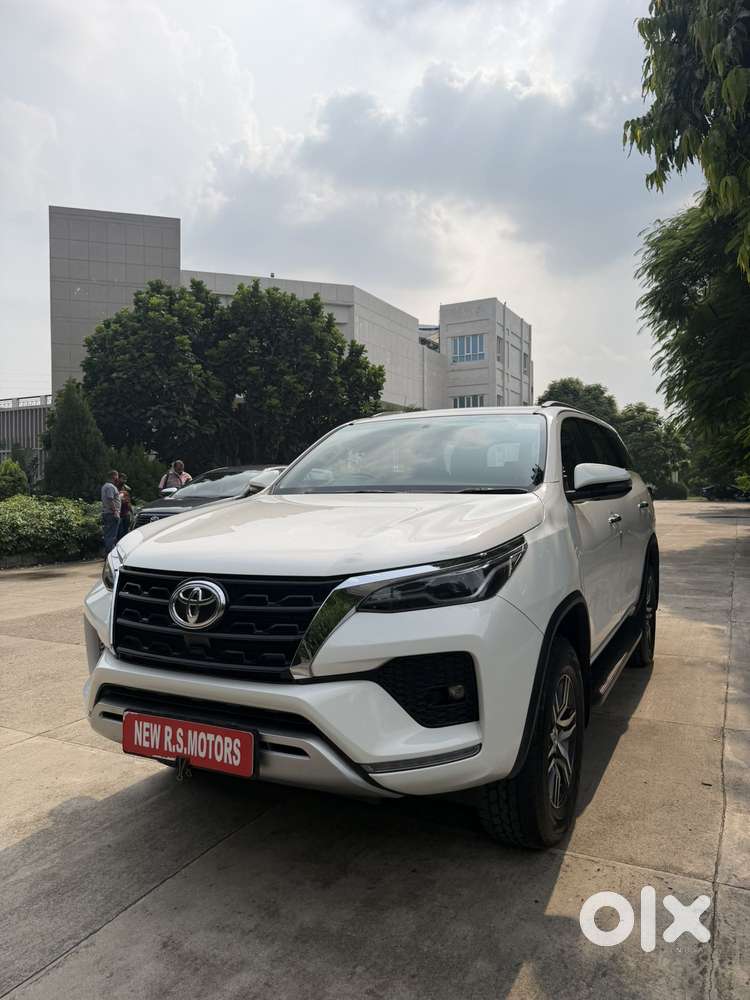 Toyota Fortuner 4x2 At 2.8 Diesel, 2025, Diesel
