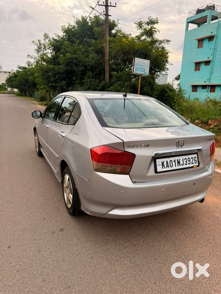 Honda City Petrol Manual 2011