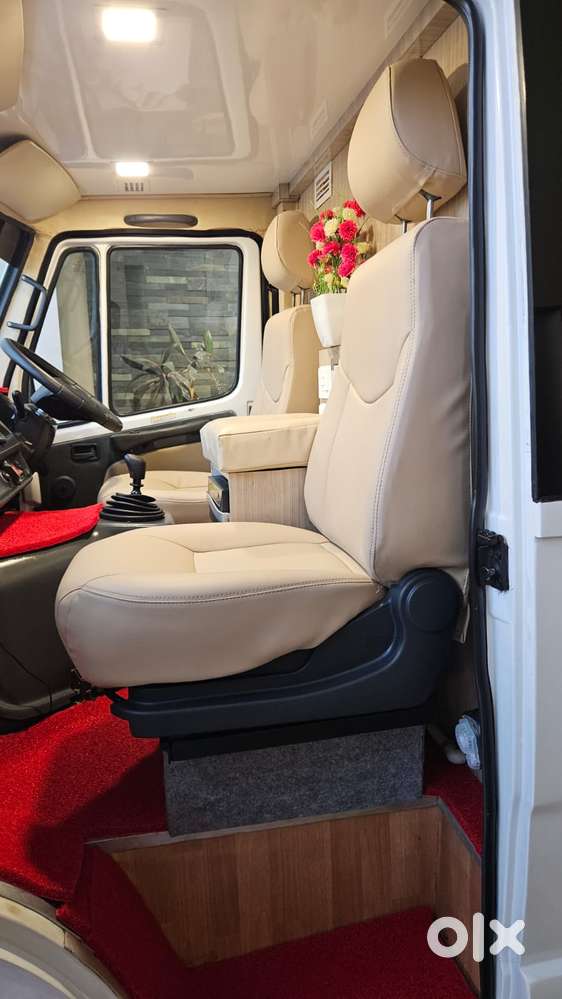 Force Motors One 4x2 6 Seating, 2023, Diesel