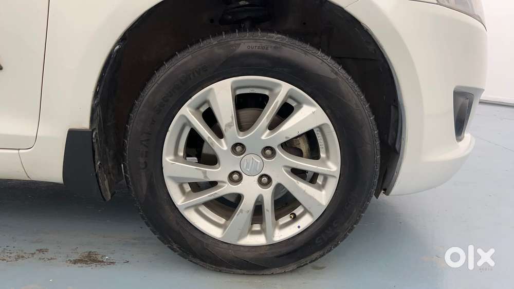Maruti Suzuki Swift 1.3 Zxi, 2013, Petrol