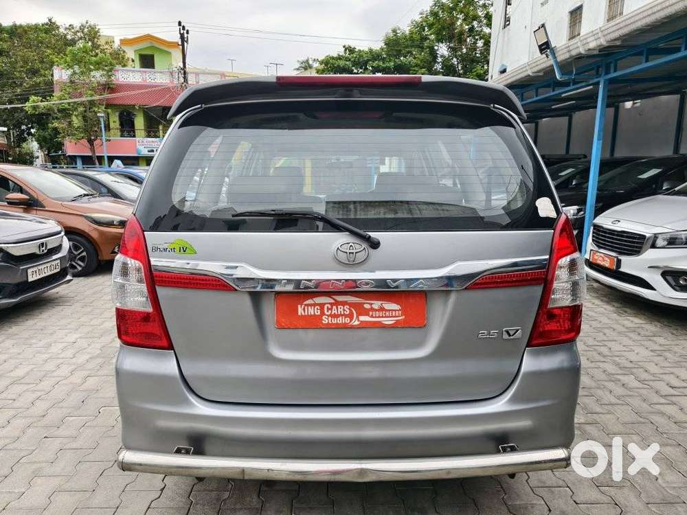Toyota Innova 2.5 V 8 Str, 2015, Diesel