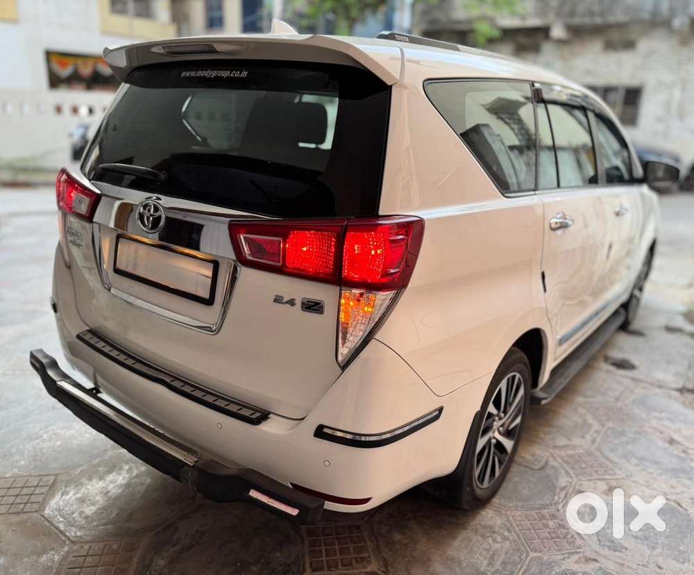 Toyota Innova Crysta 2024 Diesel 30000 Km Driven
