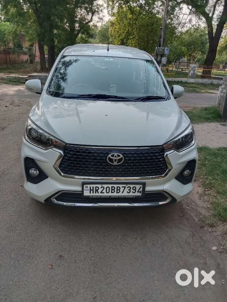 Toyota Rumion 2025 Petrol Well Maintained