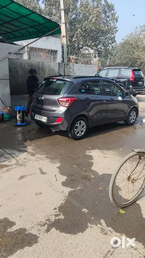 Hyundai Grand I10 2015 Diesel 120000 Km Driven