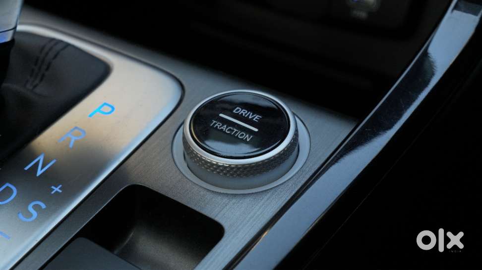 Hyundai Alcazar Signature 1.5 Petrol Dct 6str, 2024, Petrol