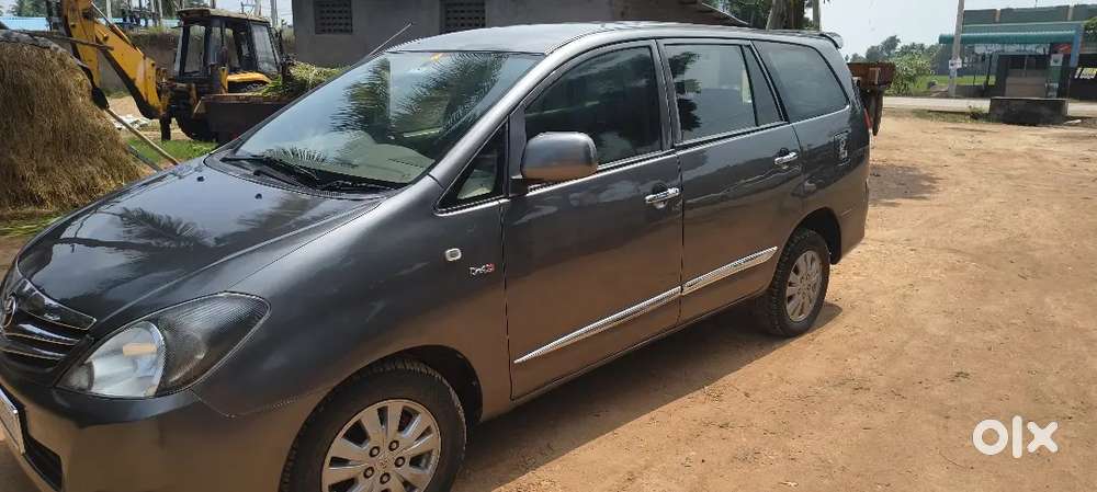Toyota Innova 2009