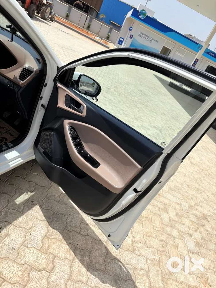 I20 Asta Top Variant