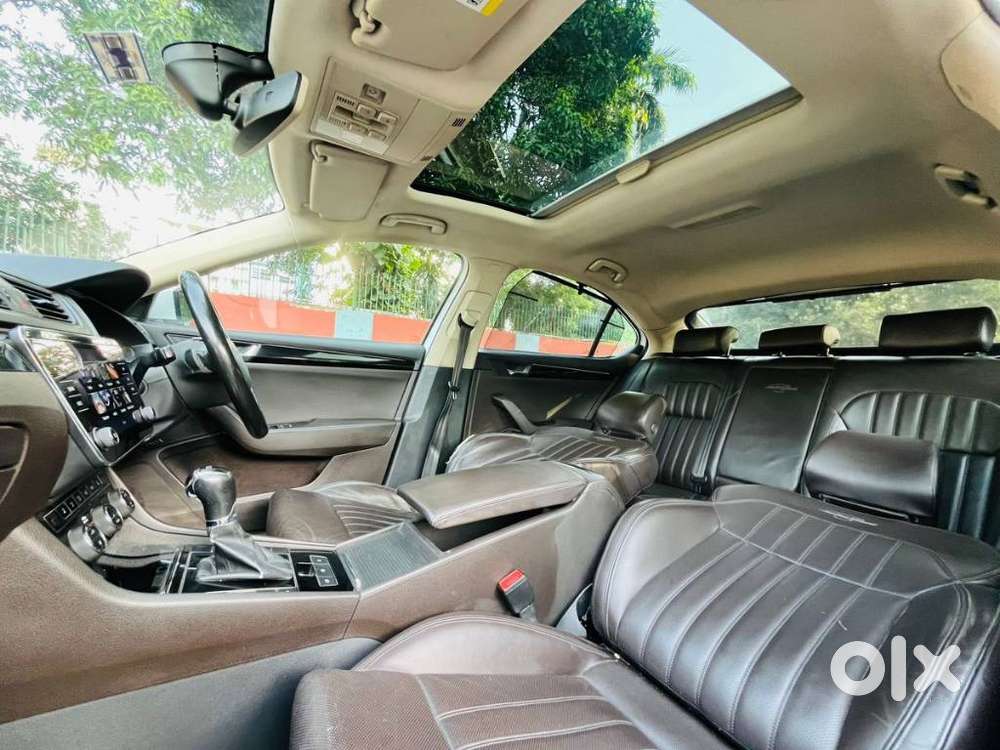 Skoda Superb L&k 2.0 Tdi At, 2019, Diesel