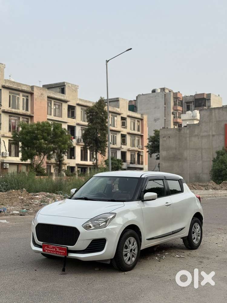 Maruti Suzuki Swift Vxi Optional, 2023, Petrol