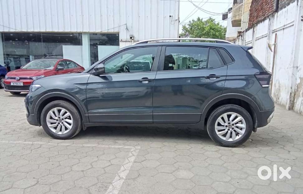 Volkswagen Taigun 1.0 Tsi Highline At, 2021, Petrol