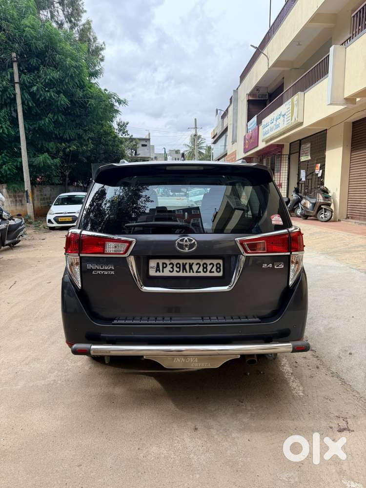 Toyota Innova Crysta 2021 Zx At Diesel- 73000 Km