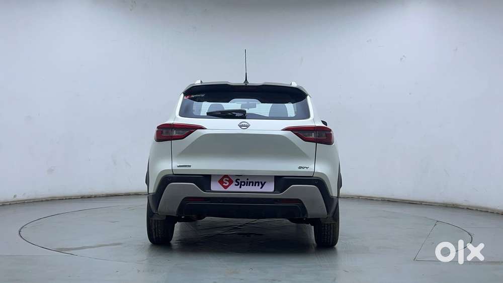 Nissan Magnite 1.0 Xv Premium Turbo Cvt, 2021, Petrol
