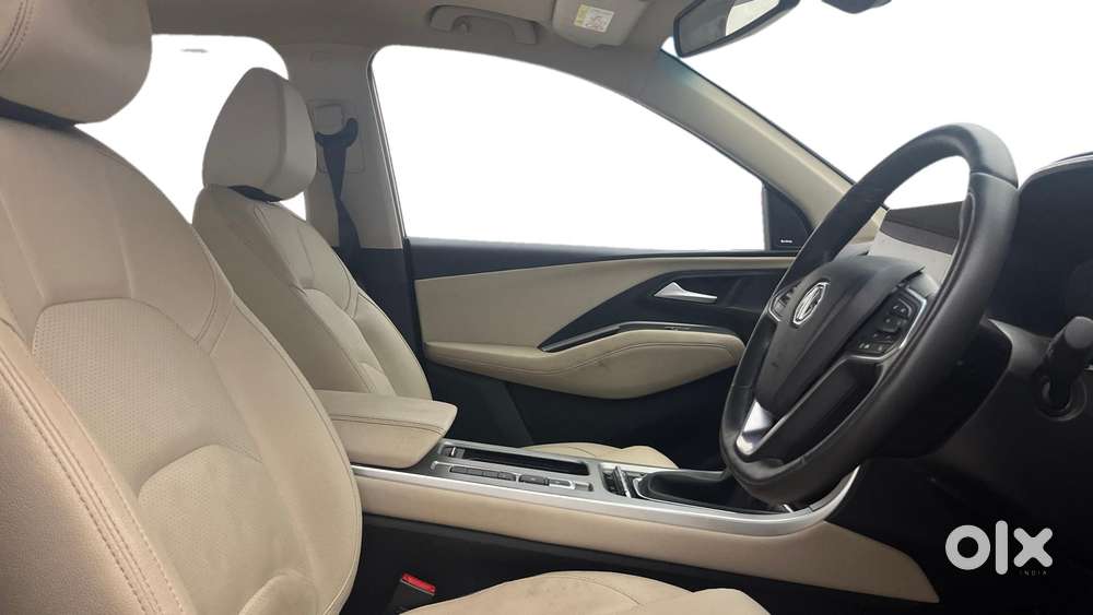 Mg Hector Sharp Pro 1.5 Turbo Cvt, 2025, Petrol