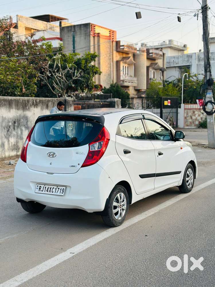 Hyundai Eon Era +, 2017, Petrol