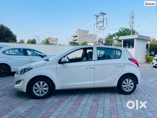 Hyundai I20 Sportz 1.2 Vtvt, 2013, Petrol