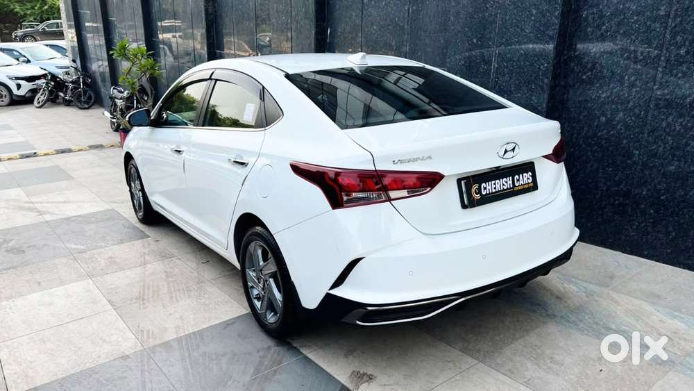 Hyundai Verna 1.5 Sx Vtvt, 2022, Petrol