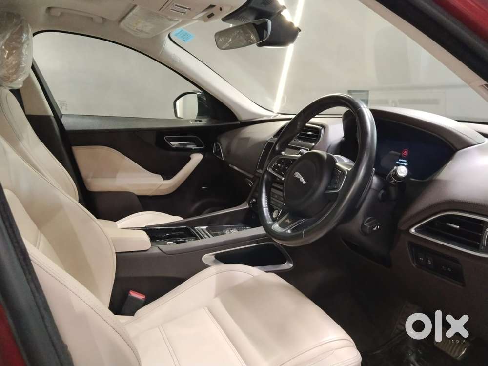 Jaguar F-pace Prestige 2.0 Petrol, 2019, Petrol