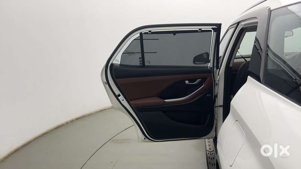 Hyundai Alcazar Platinum, 2022, Petrol