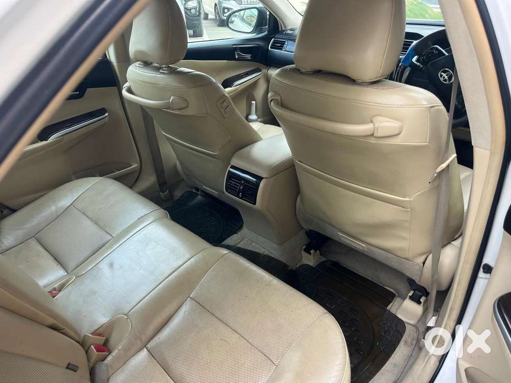 Toyota Camry 2.5 Hybrid, 2017, Petrol