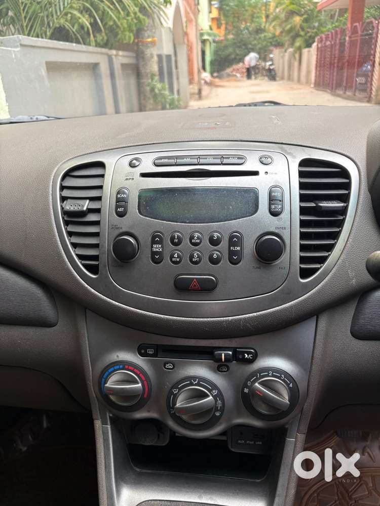 Hyundai I10 Sportz 2011