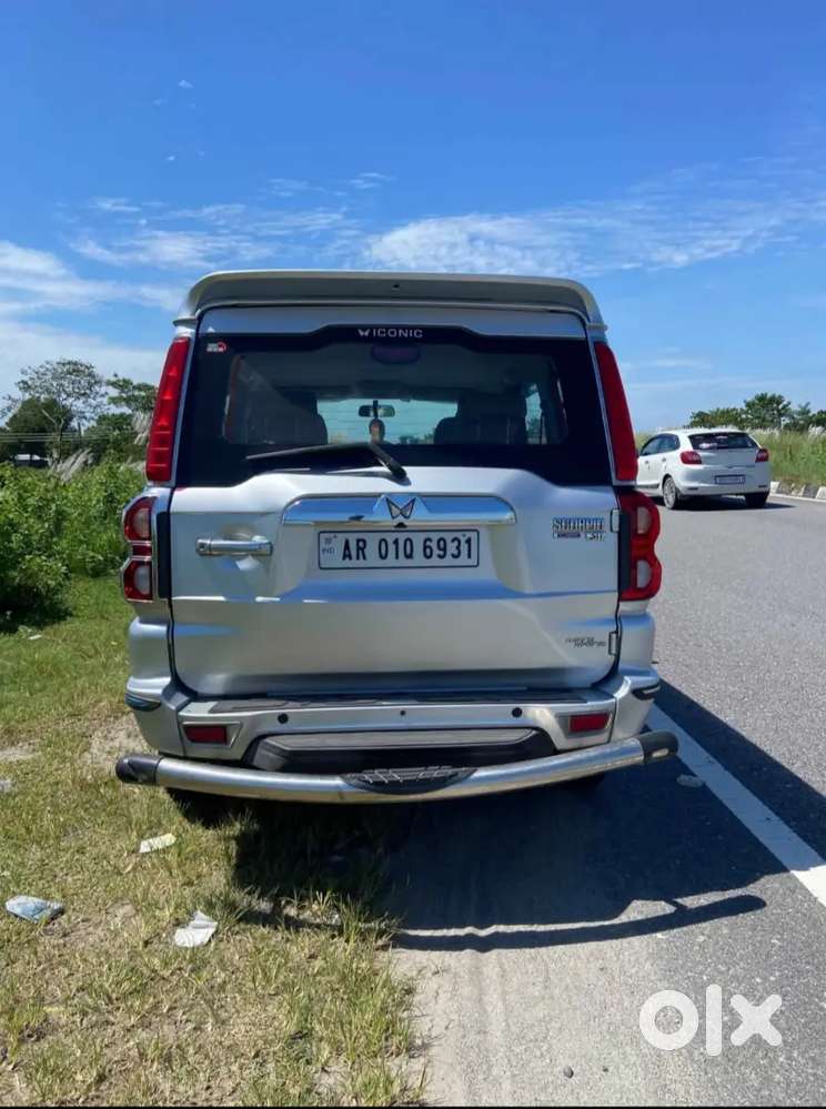 Mahindra Scorpio Classic S11 2022